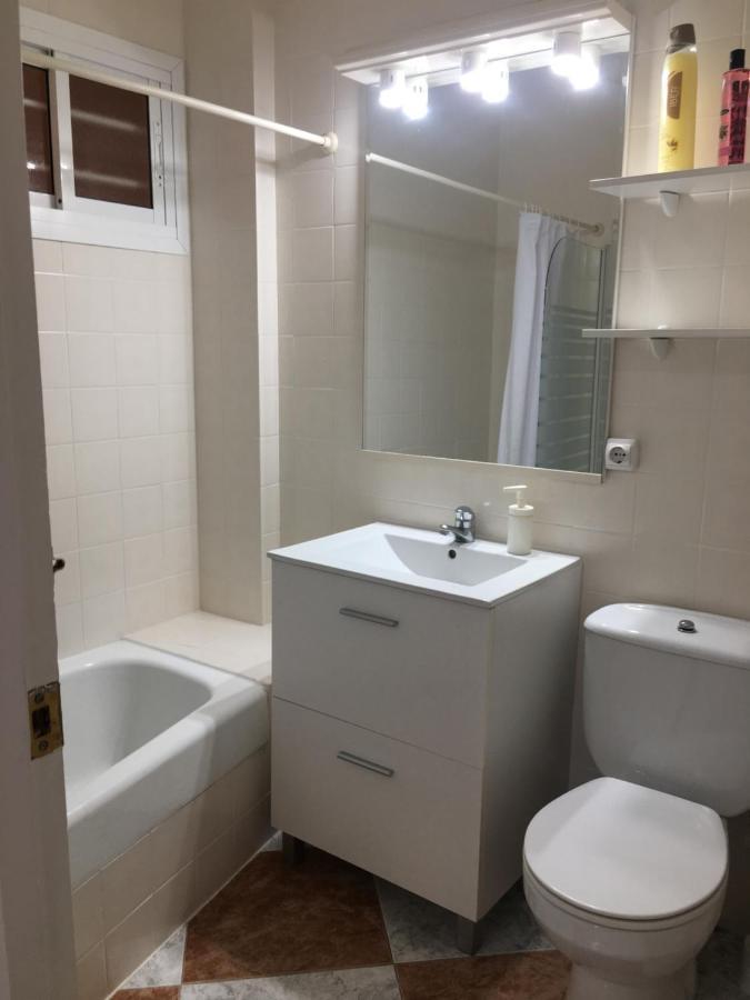 Aguila Apartamento Con Vistas เบนัลมาเดนา ภายนอก รูปภาพ