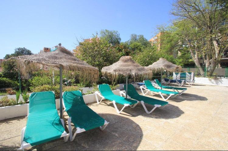 Aguila Apartamento Con Vistas เบนัลมาเดนา ภายนอก รูปภาพ
